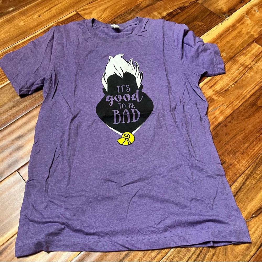 Women’s villain Ursula it’s good to be bad t-shirt. Size medium